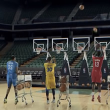 NBAのスター選手たちがシュートで「ジングルベル」を奏でる動画